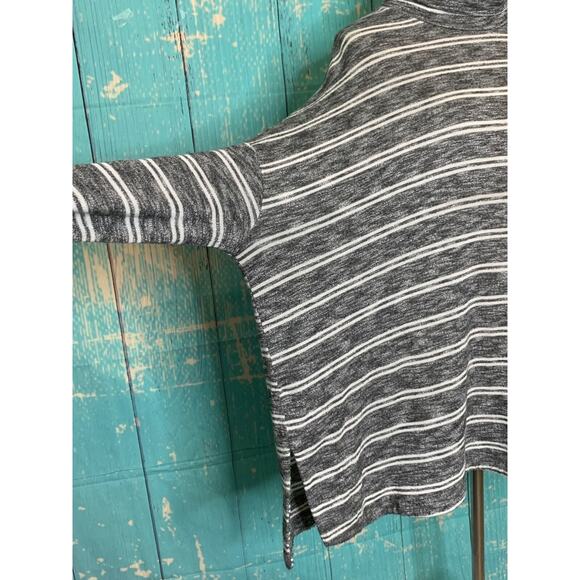 Anthropologie Postmark stripes turtle neck long sleeves Tunic size Medium - Picture 7 of 8